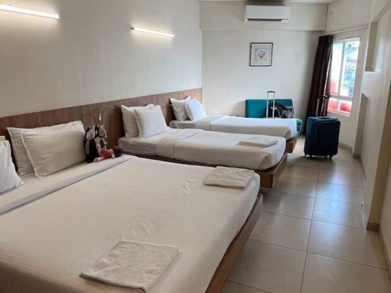 Ac Suite Room